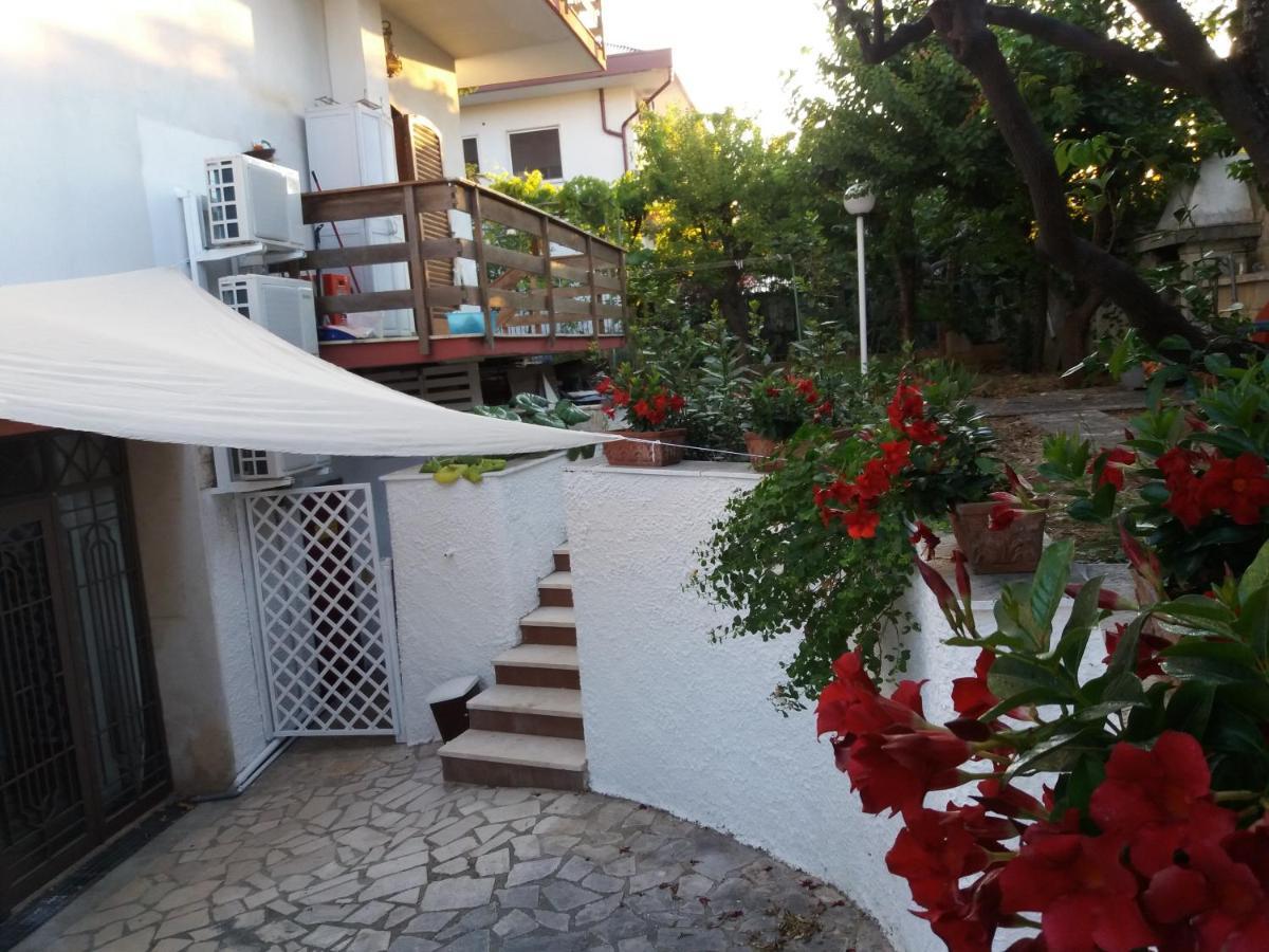 Residenza Nisio Vila Bari Exterior foto